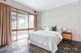 https://images.listonce.com.au/custom/160x/listings/8-ashdale-grove-eltham-vic-3095/835/01812835_img_12.jpg?vmeHG1l63Ew