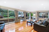 https://images.listonce.com.au/custom/160x/listings/8-aston-heath-glen-waverley-vic-3150/399/01862399_img_04.jpg?y-RRdvBhPXY