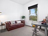 https://images.listonce.com.au/custom/160x/listings/8-austin-street-newtown-vic-3220/080/01721080_img_20.jpg?ztFZKGBfcd4