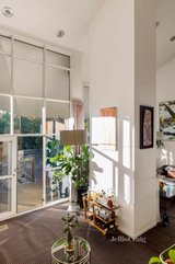 https://images.listonce.com.au/custom/160x/listings/8-bakers-road-coburg-north-vic-3058/532/01691532_img_04.jpg?WYnVhpiXTNI