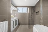 https://images.listonce.com.au/custom/160x/listings/8-banksia-court-croydon-south-vic-3136/235/01989235_img_08.jpg?yZzz-VYpp_o