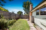 https://images.listonce.com.au/custom/160x/listings/8-barclay-avenue-croydon-vic-3136/441/01632441_img_06.jpg?sLjWI6TqXac