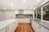 https://images.listonce.com.au/custom/160x/listings/8-barina-avenue-mooroolbark-vic-3138/282/01972282_img_05.jpg?WGXyRZywWCE
