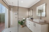 https://images.listonce.com.au/custom/160x/listings/8-baxter-street-eltham-vic-3095/469/00815469_img_09.jpg?HoO63VXRGJ4