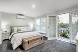 https://images.listonce.com.au/custom/160x/listings/8-baxter-street-eltham-vic-3095/895/01413895_img_09.jpg?Js0szXr4MT4