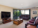 https://images.listonce.com.au/custom/160x/listings/8-baystone-place-lilydale-vic-3140/514/01524514_img_08.jpg?qV3PeSP88ZQ