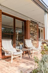 https://images.listonce.com.au/custom/160x/listings/8-baytown-close-barwon-heads-vic-3227/500/01704500_img_17.jpg?IJ3mNWqIh8A