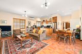 https://images.listonce.com.au/custom/160x/listings/8-bayview-road-brighton-east-vic-3187/560/01950560_img_03.jpg?L2SjbwREocw