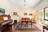https://images.listonce.com.au/custom/160x/listings/8-bayview-road-brighton-east-vic-3187/560/01950560_img_09.jpg?6lrrvRKtcbY