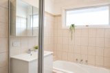 https://images.listonce.com.au/custom/160x/listings/8-bellara-drive-mooroolbark-vic-3138/701/01915701_img_13.jpg?29_LvbYsmGo