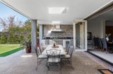 https://images.listonce.com.au/custom/160x/listings/8-belmont-road-ivanhoe-vic-3079/883/01734883_img_11.jpg?f-7qf1yUJk4