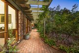 https://images.listonce.com.au/custom/160x/listings/8-belmont-street-surrey-hills-vic-3127/305/01684305_img_01.jpg?rYkg6sTB6iE