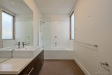 https://images.listonce.com.au/custom/160x/listings/8-bendigo-street-collingwood-vic-3066/144/01735144_img_08.jpg?QRw4koJhPLQ