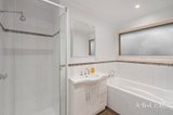 https://images.listonce.com.au/custom/160x/listings/8-blenheim-street-heathmont-vic-3135/974/01901974_img_08.jpg?6qw71cj6it4