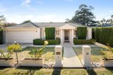 https://images.listonce.com.au/custom/160x/listings/8-boak-avenue-mount-helen-vic-3350/261/01721261_img_01.jpg?RXa1MBXBMOo