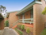 https://images.listonce.com.au/custom/160x/listings/8-boardman-close-box-hill-south-vic-3128/027/01744027_img_01.jpg?3kwZO9G_voc