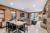 https://images.listonce.com.au/custom/160x/listings/8-bretonneux-square-malvern-east-vic-3145/967/01485967_img_07.jpg?a3mNXQws4vg