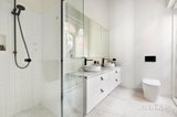 https://images.listonce.com.au/custom/160x/listings/8-bridport-street-south-melbourne-vic-3205/232/01915232_img_11.jpg?RgfGeLxdV0M