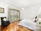 https://images.listonce.com.au/custom/160x/listings/8-bruce-street-balwyn-vic-3103/354/01684354_img_07.jpg?_lhEttP23XU