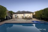 https://images.listonce.com.au/custom/160x/listings/8-cairnes-crescent-brighton-vic-3186/676/01908676_img_21.jpg?Ux2hjd3PinQ