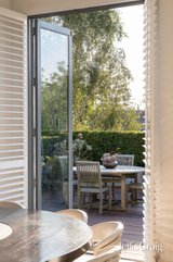 https://images.listonce.com.au/custom/160x/listings/8-calvin-street-hawthorn-vic-3122/223/01768223_img_14.jpg?BWSgmC_yjUQ