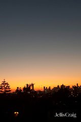 https://images.listonce.com.au/custom/160x/listings/8-calvin-street-hawthorn-vic-3122/223/01768223_img_32.jpg?rpPe7uxEnBs