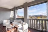 https://images.listonce.com.au/custom/160x/listings/8-calvin-street-hawthorn-vic-3122/223/01768223_img_33.jpg?OzgyewdnOx4