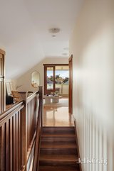 https://images.listonce.com.au/custom/160x/listings/8-canberra-street-brunswick-vic-3056/440/01990440_img_13.jpg?wzZFOAv1fNw