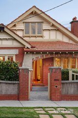 https://images.listonce.com.au/custom/160x/listings/8-canberra-street-brunswick-vic-3056/440/01990440_img_25.jpg?Sjpso8bH1hs