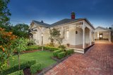 https://images.listonce.com.au/custom/160x/listings/8-carinda-road-canterbury-vic-3126/808/01164808_img_09.jpg?ARRtu84-xug