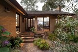 https://images.listonce.com.au/custom/160x/listings/8-carnon-street-greensborough-vic-3088/469/01437469_img_02.jpg?LyJJq1LNGvc
