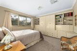 https://images.listonce.com.au/custom/160x/listings/8-chaim-court-donvale-vic-3111/586/01843586_img_11.jpg?R0wB84iWdPE