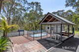 https://images.listonce.com.au/custom/160x/listings/8-chaim-court-donvale-vic-3111/586/01843586_img_19.jpg?ToA_XtMjTk4