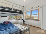 https://images.listonce.com.au/custom/160x/listings/8-chamberlain-street-ballarat-east-vic-3350/669/01576669_img_14.jpg?-rmmiwBEQwo