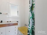 https://images.listonce.com.au/custom/160x/listings/8-chamberlain-street-ballarat-east-vic-3350/669/01576669_img_15.jpg?L7j1h7GbffY