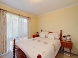 https://images.listonce.com.au/custom/160x/listings/8-chrystobel-court-coldstream-vic-3770/326/01525326_img_07.jpg?TmgsZ5UEi9g