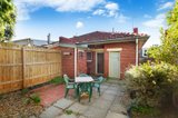 https://images.listonce.com.au/custom/160x/listings/8-cliff-street-south-yarra-vic-3141/675/00241675_img_04.jpg?wMyzXdXIFd8