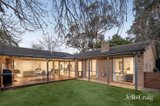 https://images.listonce.com.au/custom/160x/listings/8-colwyn-court-donvale-vic-3111/573/01975573_img_01.jpg?78Y52-fuWX4