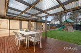 https://images.listonce.com.au/custom/160x/listings/8-colwyn-court-donvale-vic-3111/573/01975573_img_16.jpg?Fb8wKJRasXM