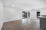 https://images.listonce.com.au/custom/160x/listings/8-crowther-drive-lucas-vic-3350/680/01646680_img_07.jpg?f2g6EON7W3Y