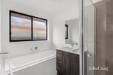 https://images.listonce.com.au/custom/160x/listings/8-crowther-drive-lucas-vic-3350/719/01954719_img_07.jpg?7VS-SFALzCA