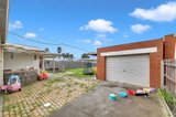 https://images.listonce.com.au/custom/160x/listings/8-curlew-crescent-norlane-vic-3214/847/01698847_img_10.jpg?0PnDi612VFk