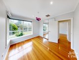 https://images.listonce.com.au/custom/160x/listings/8-curtin-street-bentleigh-east-vic-3165/031/01623031_img_05.jpg?1vRpC5m_JUE