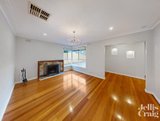 https://images.listonce.com.au/custom/160x/listings/8-curtin-street-bentleigh-east-vic-3165/031/01623031_img_10.jpg?_pk4iLkjBO0