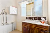 https://images.listonce.com.au/custom/160x/listings/8-cyril-street-box-hill-south-vic-3128/494/01743494_img_07.jpg?iV3u9-LXPgI