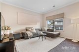 https://images.listonce.com.au/custom/160x/listings/8-denis-street-vermont-vic-3133/264/01940264_img_09.jpg?1Iko46uJ4cE