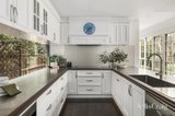 https://images.listonce.com.au/custom/160x/listings/8-derril-avenue-malvern-vic-3144/955/01950955_img_03.jpg?01R7ysEpG6U