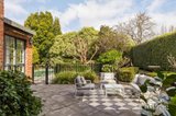 https://images.listonce.com.au/custom/160x/listings/8-derril-avenue-malvern-vic-3144/955/01950955_img_21.jpg?dkFzIA29rc4