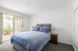 https://images.listonce.com.au/custom/160x/listings/8-doonga-avenue-moorabbin-vic-3189/768/00962768_img_07.jpg?IyGQhasSH-o