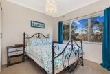 https://images.listonce.com.au/custom/160x/listings/8-douglas-crescent-castlemaine-vic-3450/856/00929856_img_05.jpg?49QUzbk_D2g